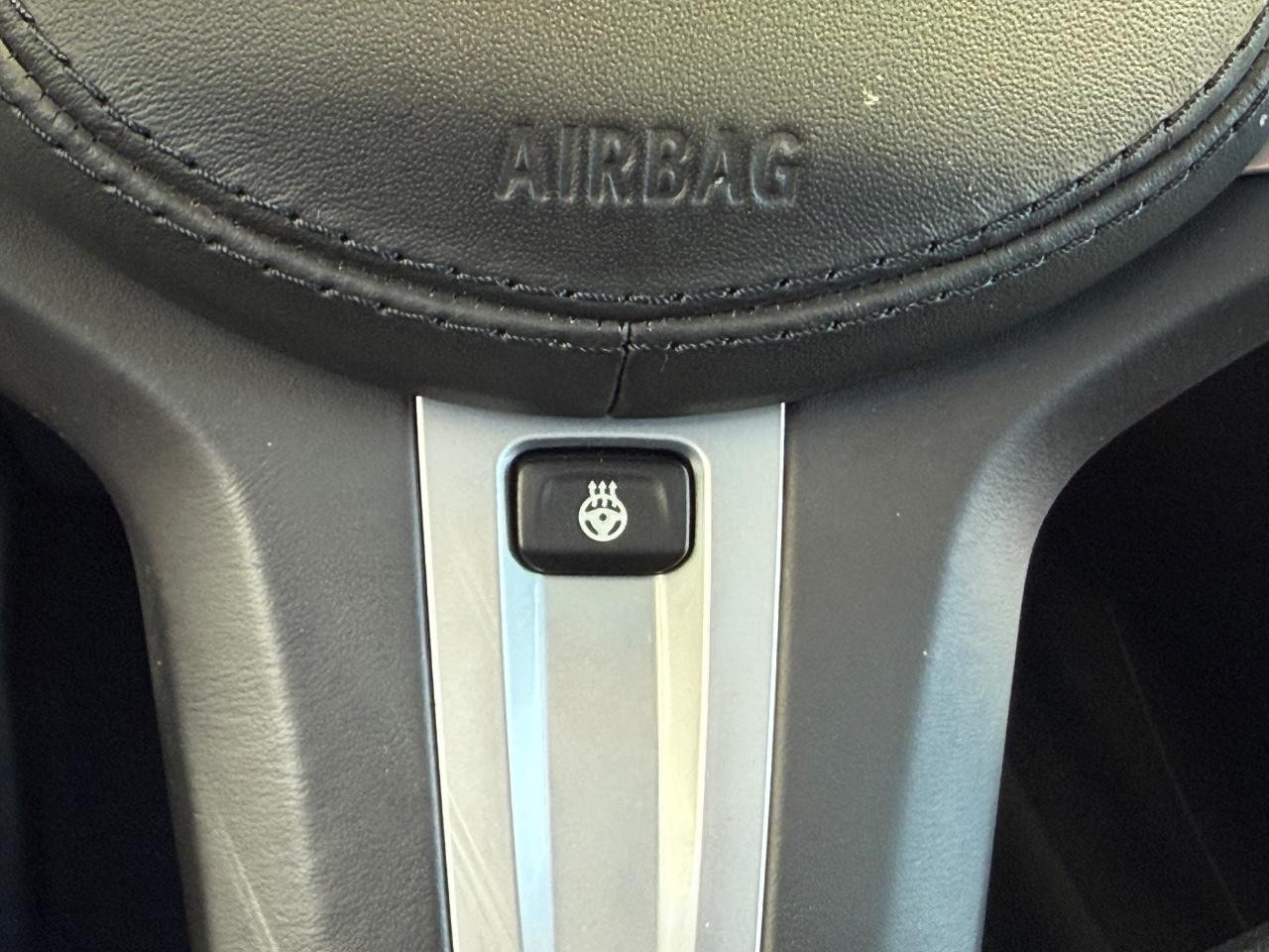 BMW 5 Series Vehicle Image 19