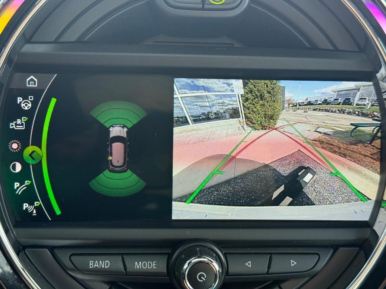 MINI Hardtop 4 Door Vehicle Image 19