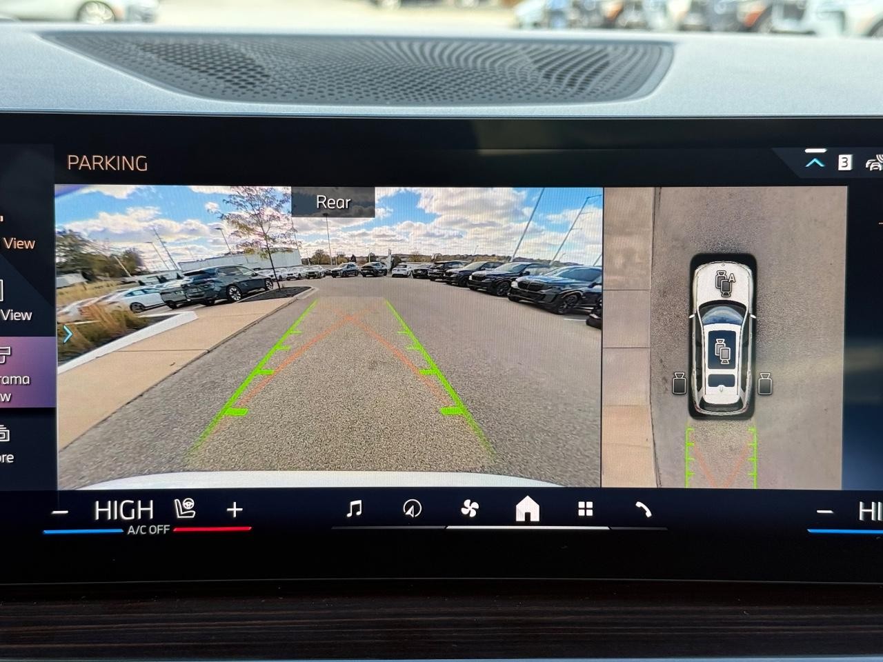 BMW X7 Vehicle Image 15