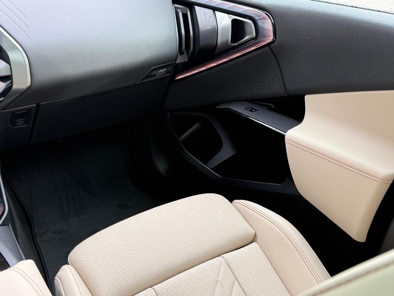 BMW X3 Vehicle Image 10