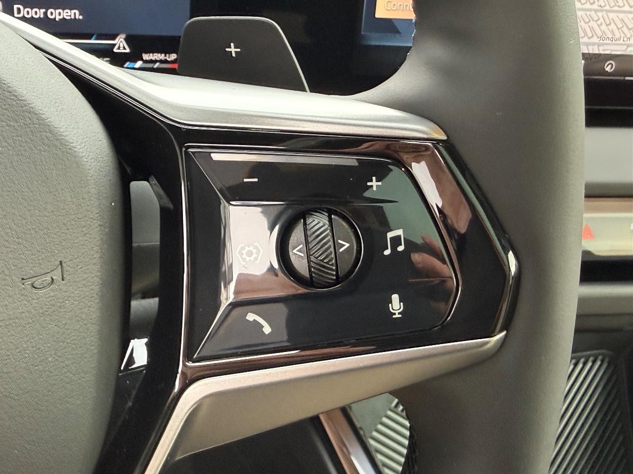 BMW X3 Vehicle Image 13