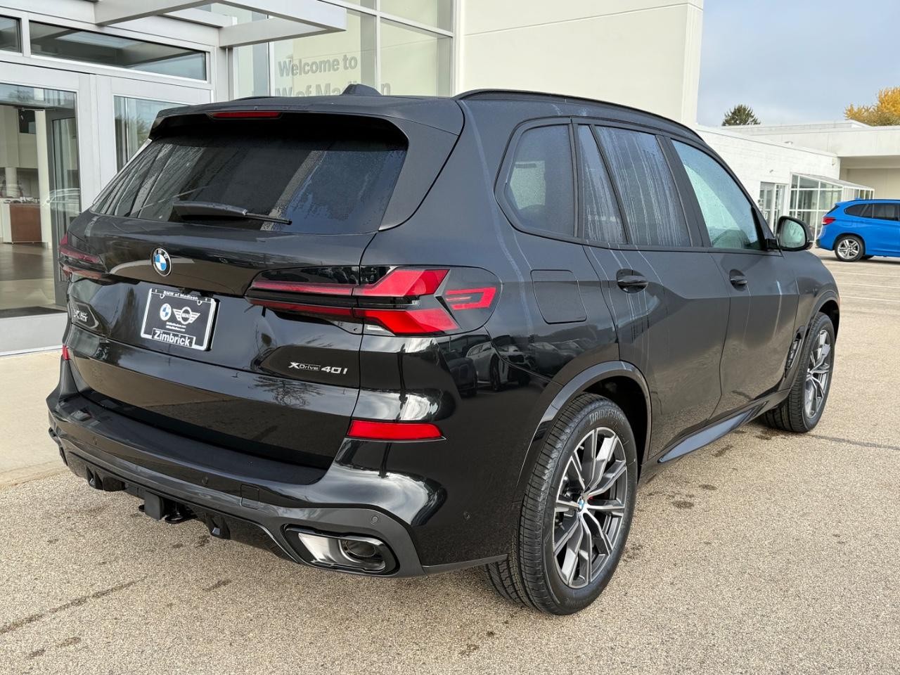 BMW X5 Vehicle Image 03