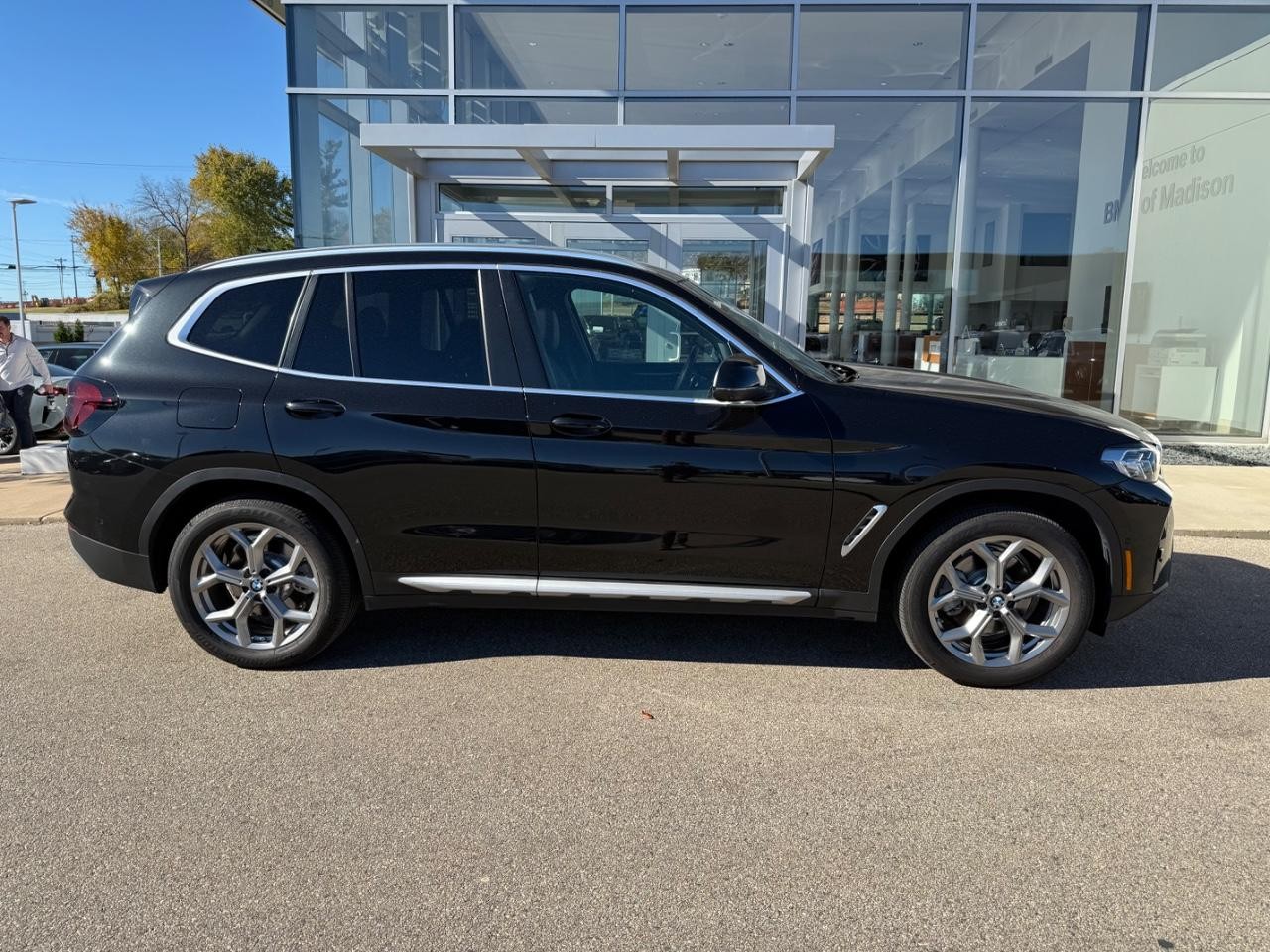 BMW X3 Vehicle Image 02