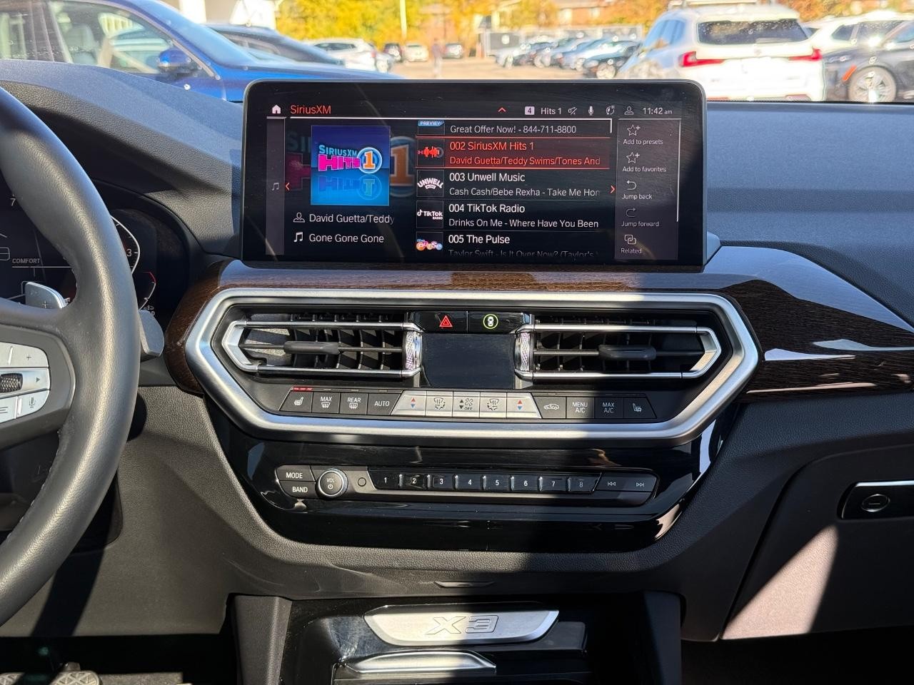 BMW X3 Vehicle Image 12