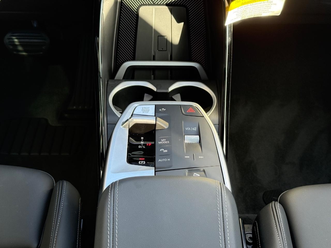 BMW X1 Vehicle Image 14