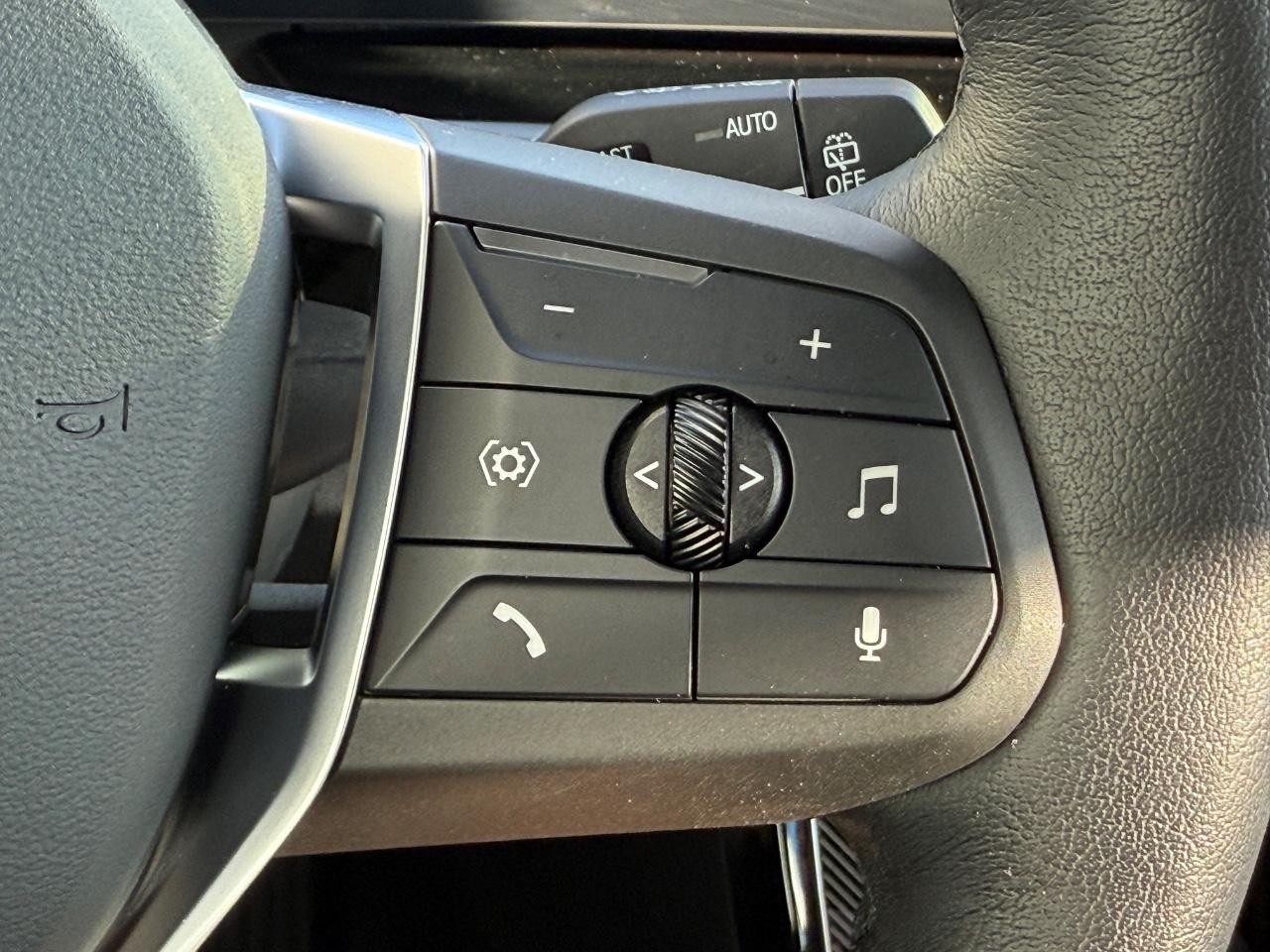 BMW X1 Vehicle Image 18