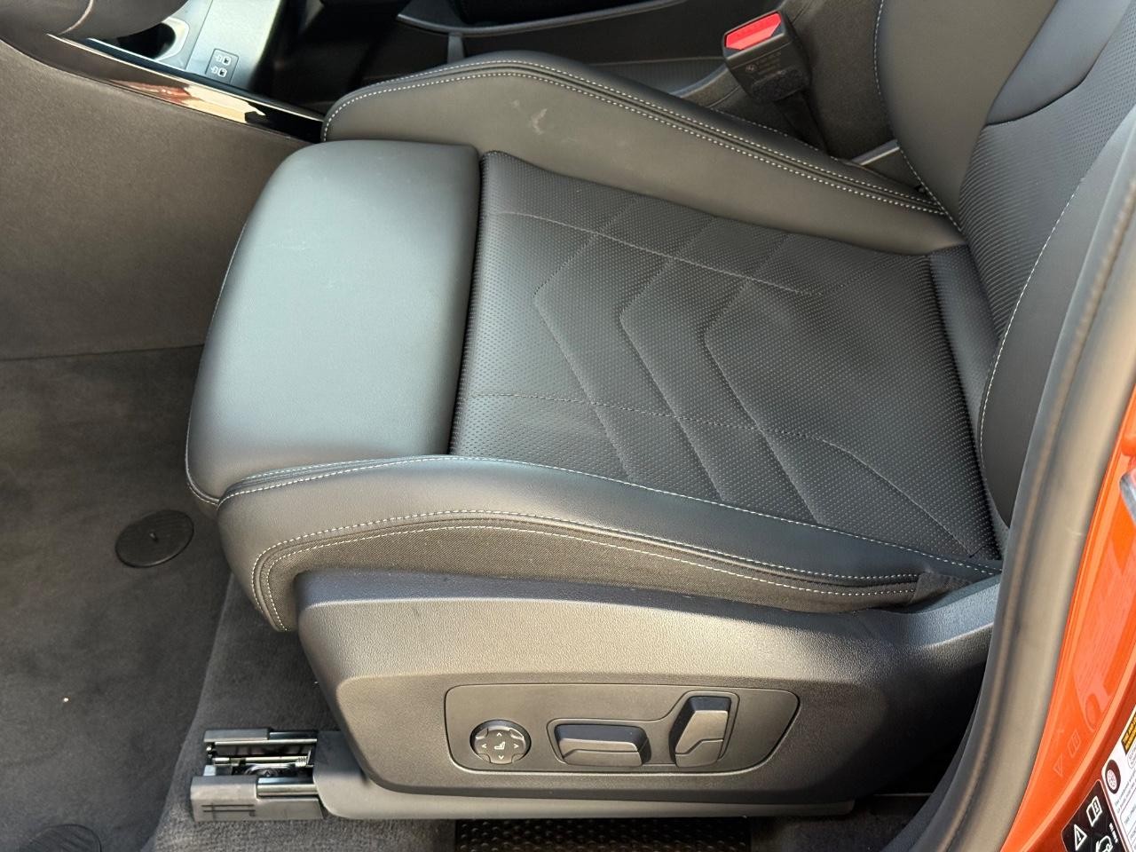 BMW X1 Vehicle Image 22