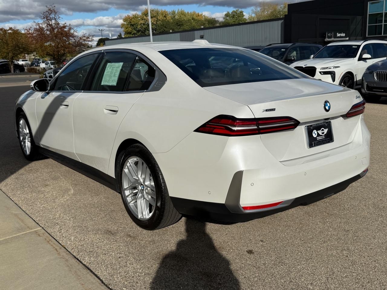 BMW 5 Series Vehicle Image 05