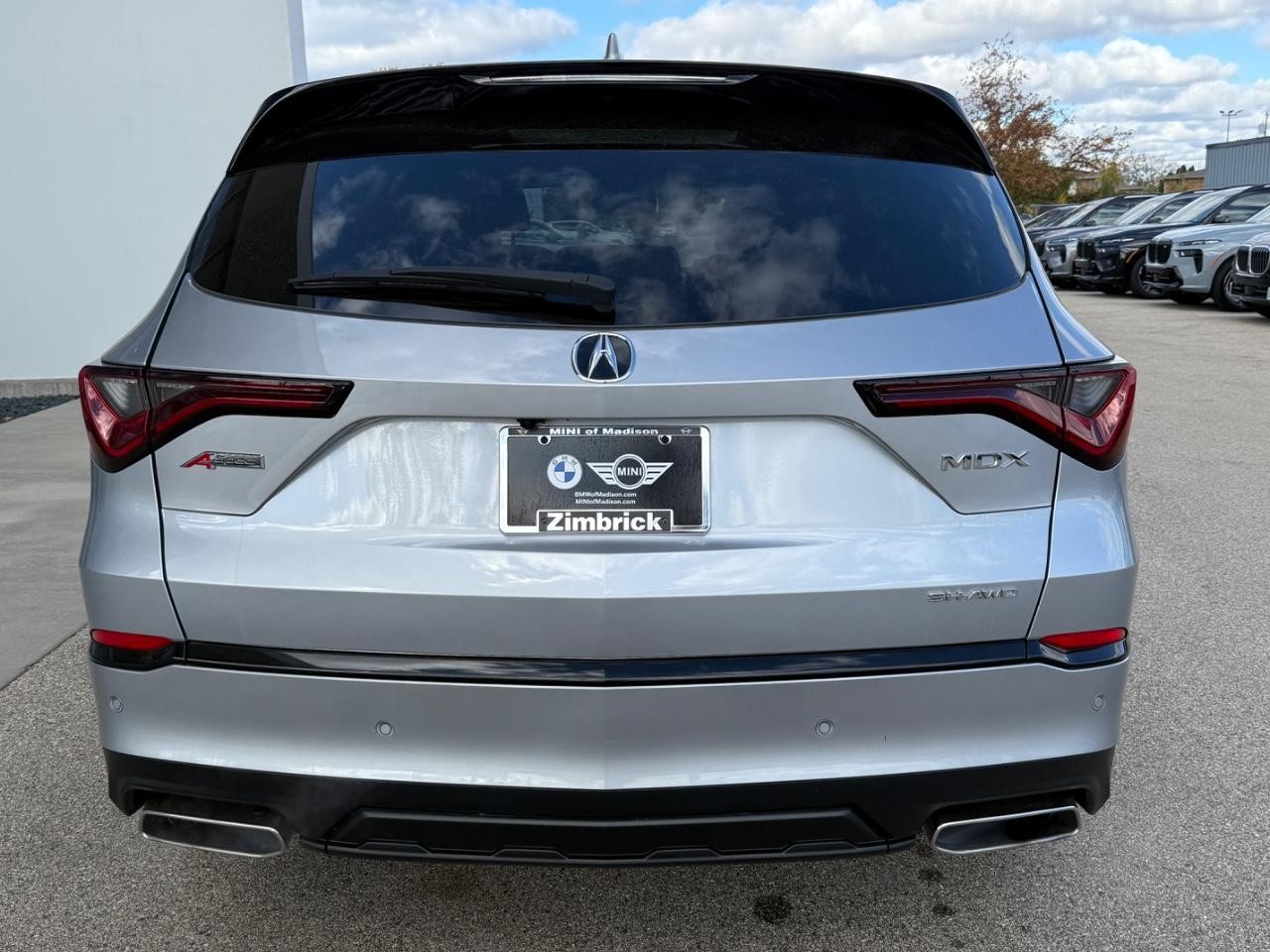 Acura MDX Vehicle Image 04