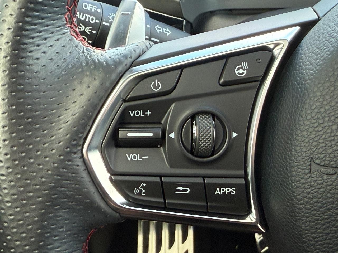 Acura MDX Vehicle Image 16
