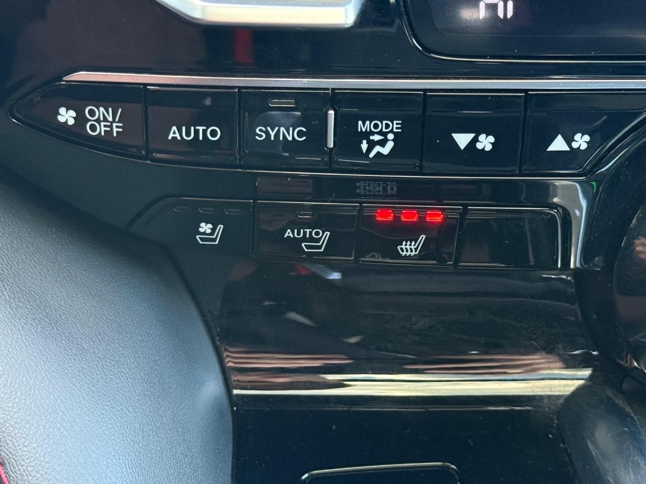 Acura MDX Vehicle Image 20