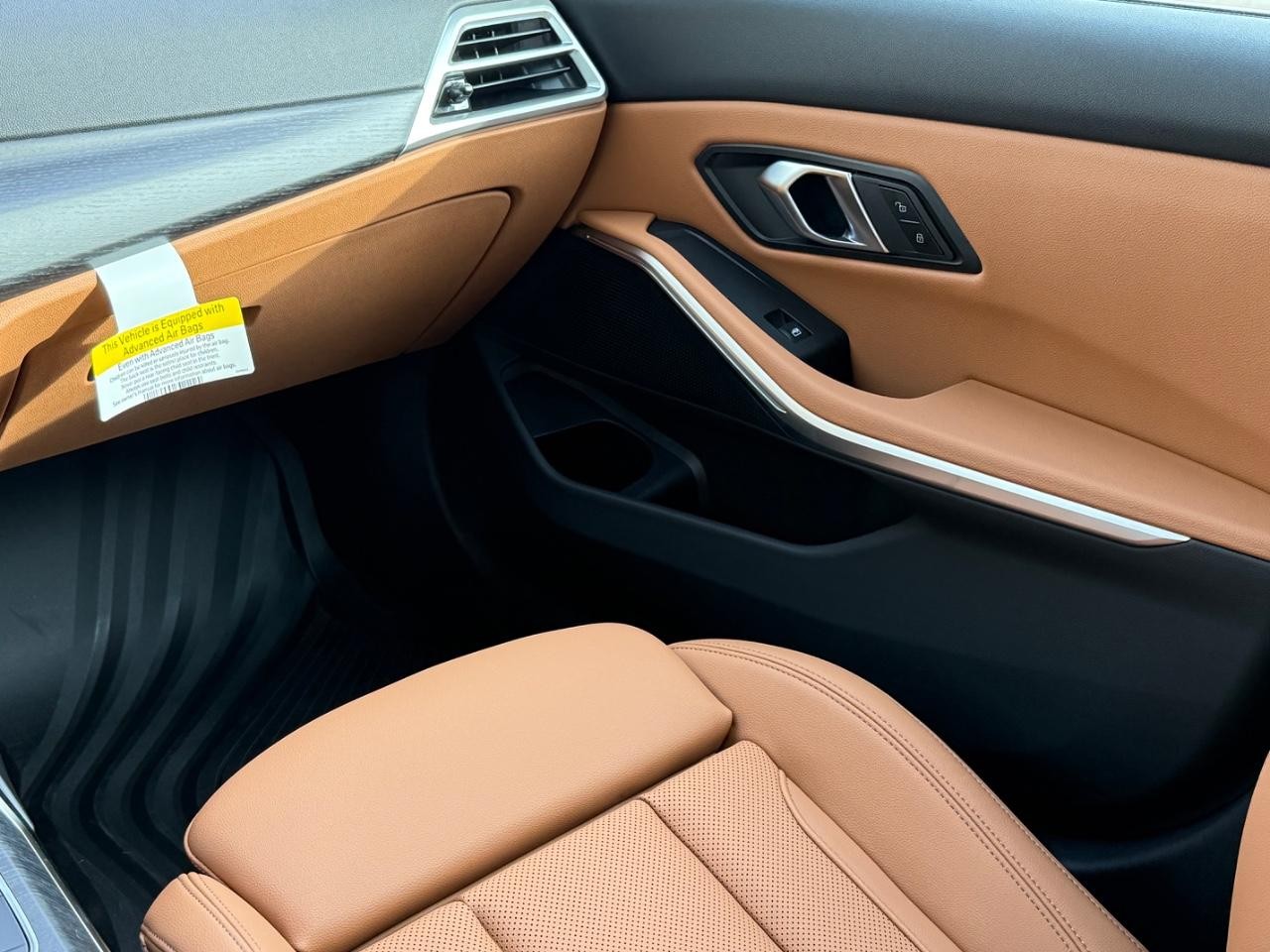 BMW 3 Series Vehicle Image 10