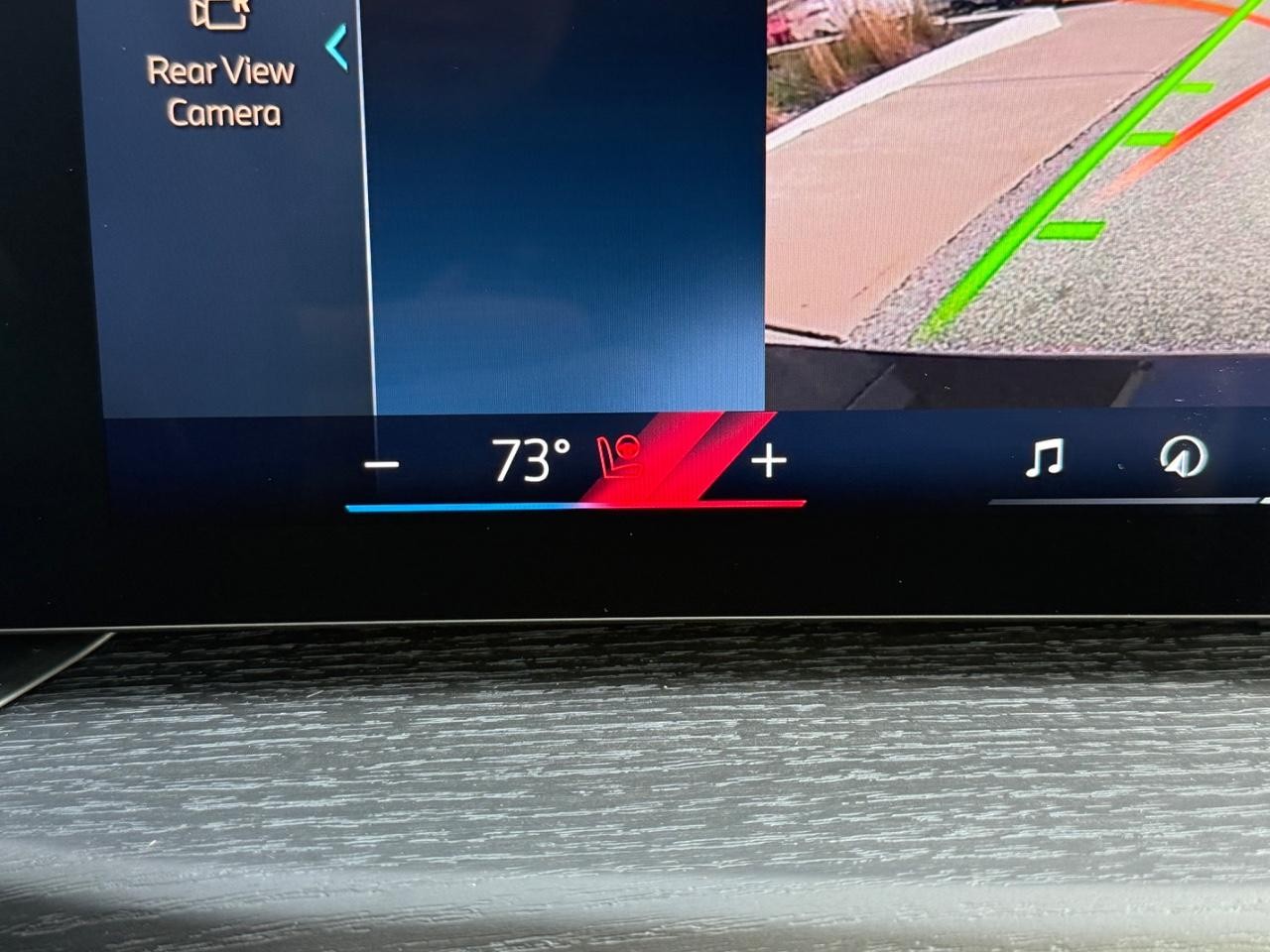 BMW 3 Series Vehicle Image 15