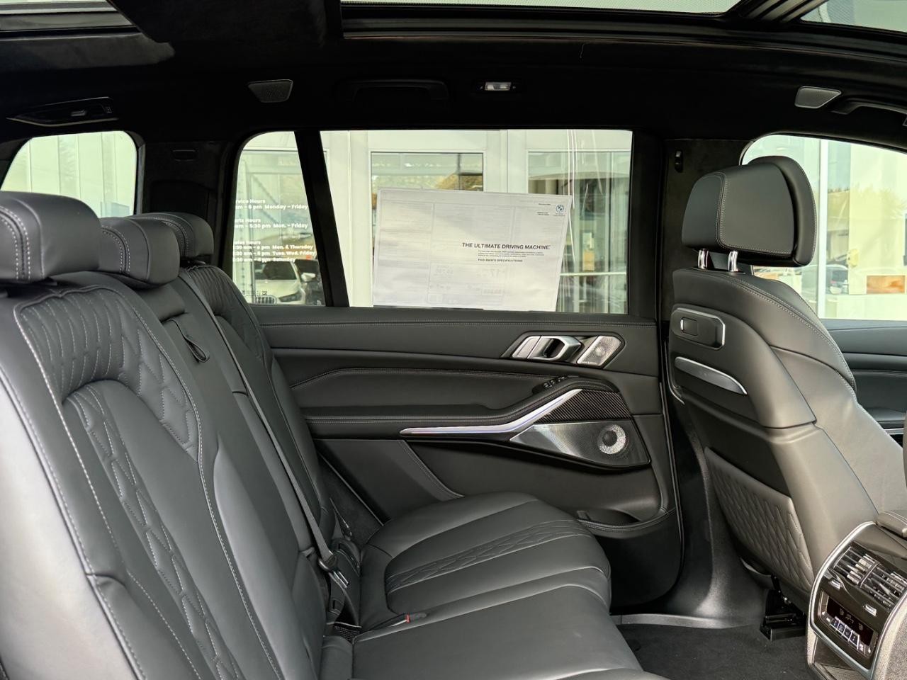 BMW X7 Vehicle Image 05