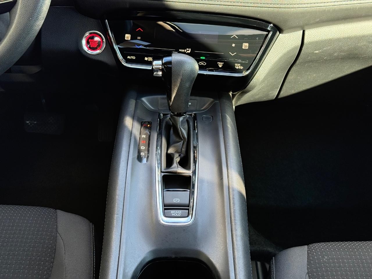 Honda HR-V Vehicle Image 13