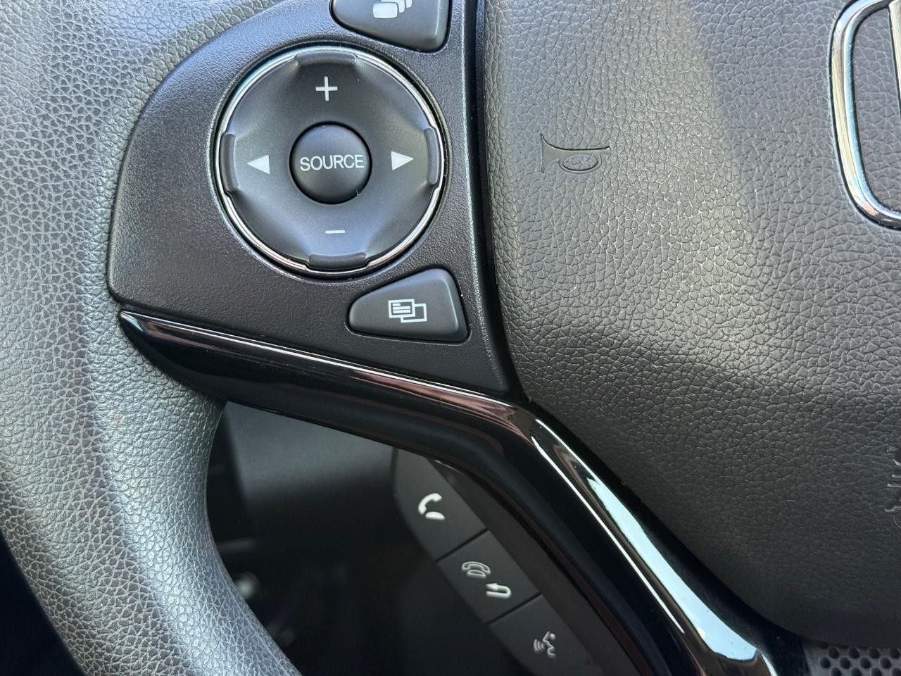 Honda HR-V Vehicle Image 16