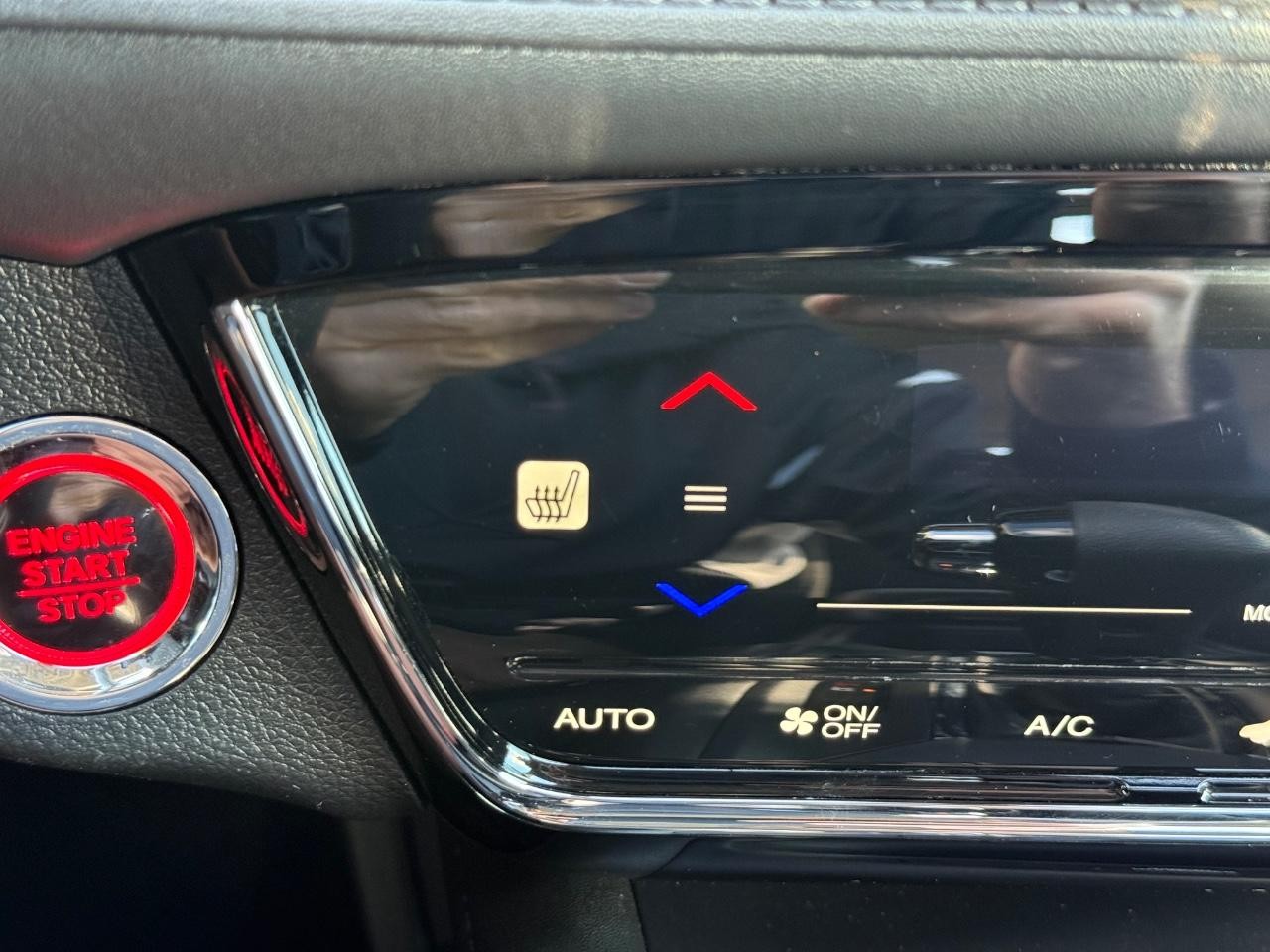 Honda HR-V Vehicle Image 19