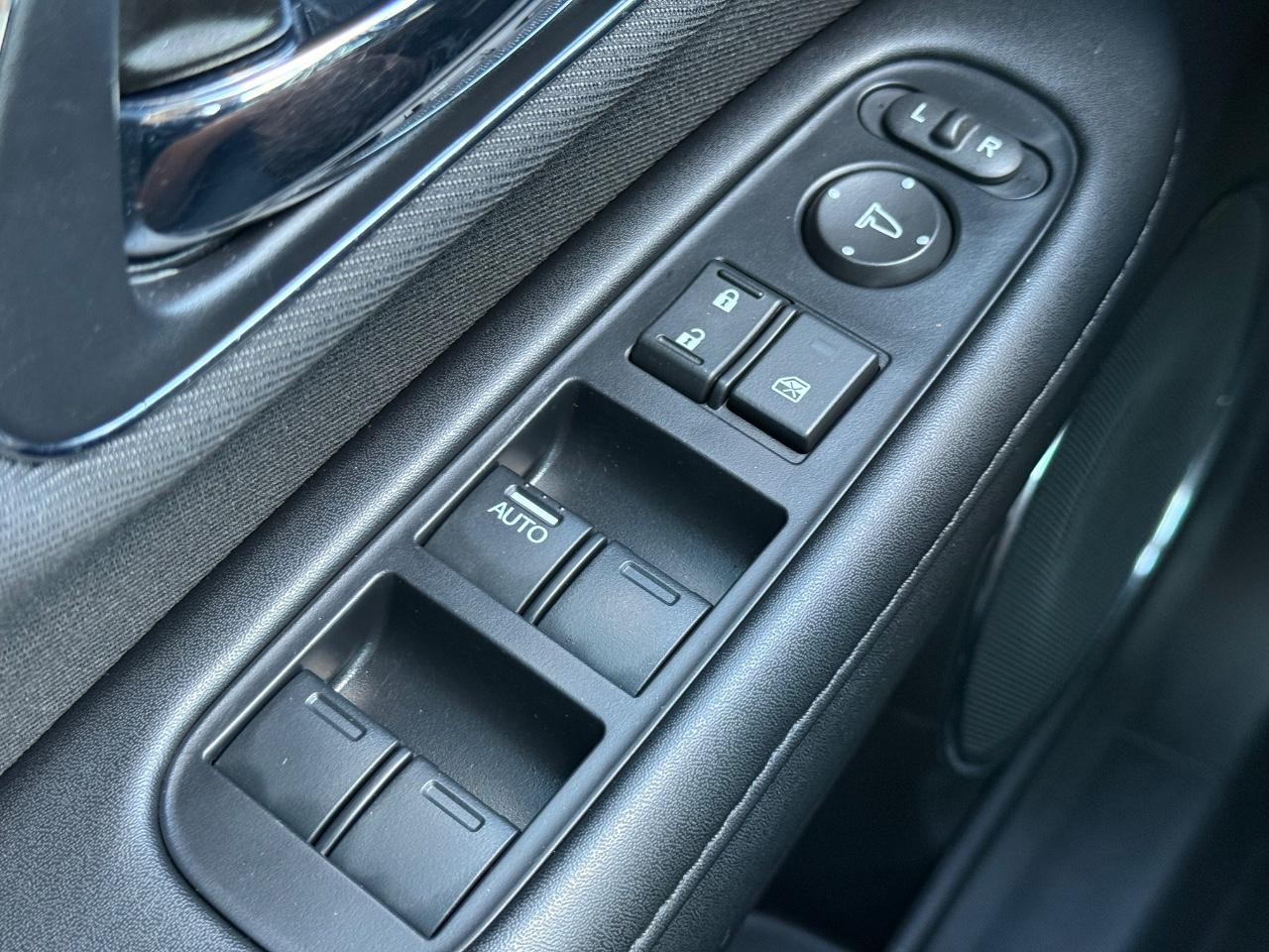 Honda HR-V Vehicle Image 20