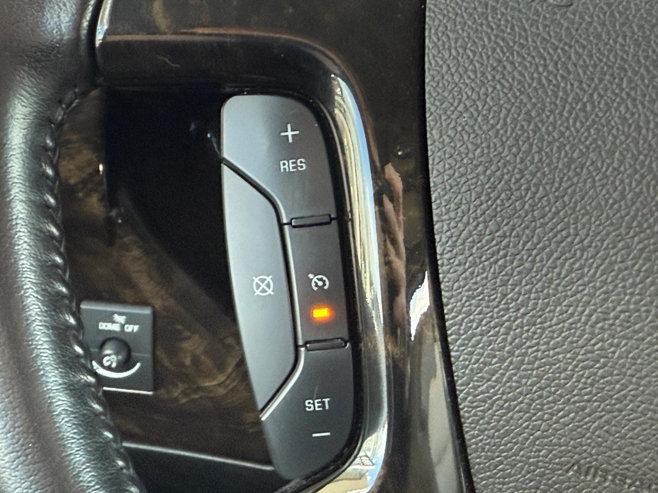 Chevrolet Express Cargo Van Vehicle Image 17