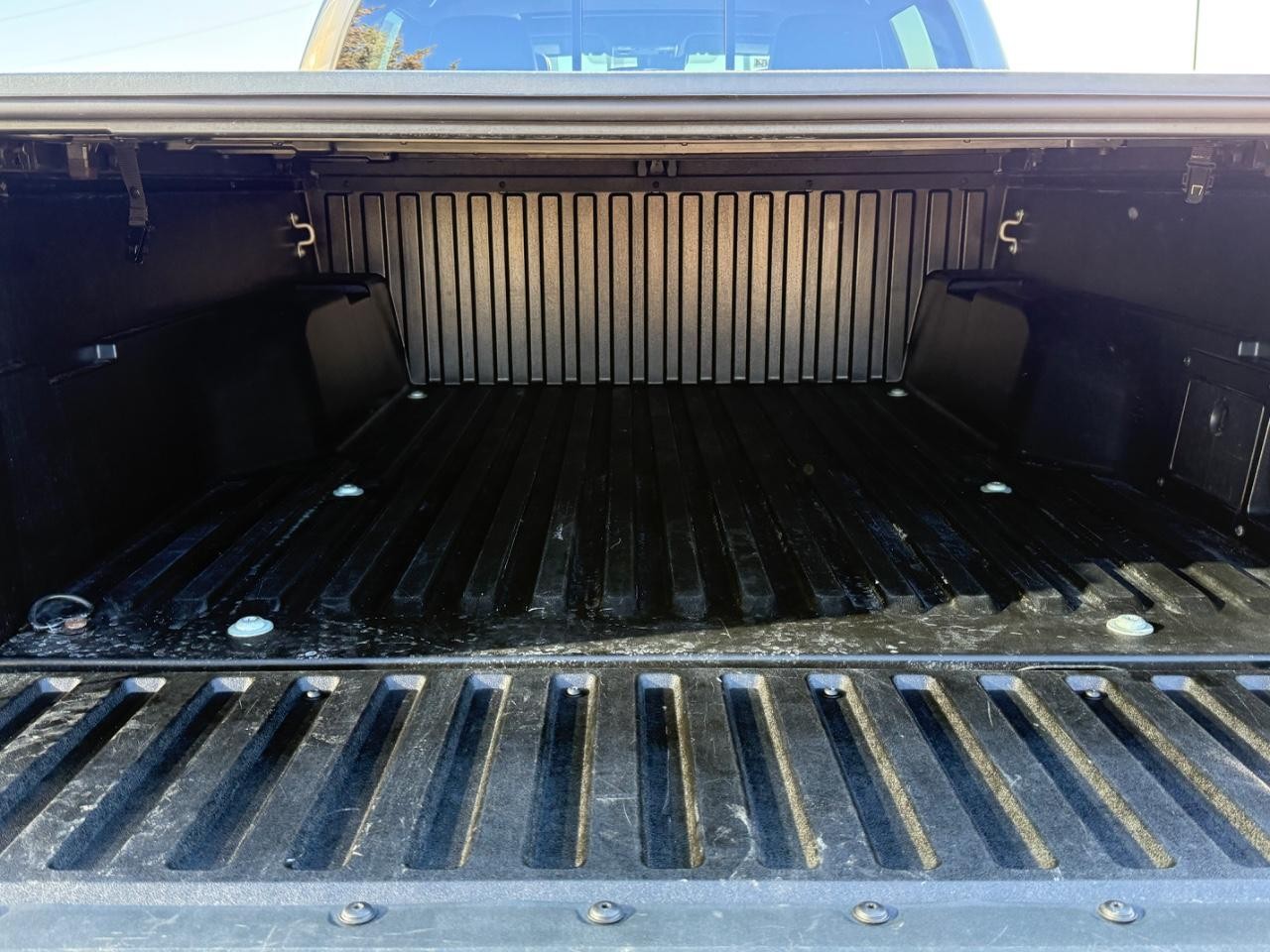 Toyota Tacoma 4WD Vehicle Image 05