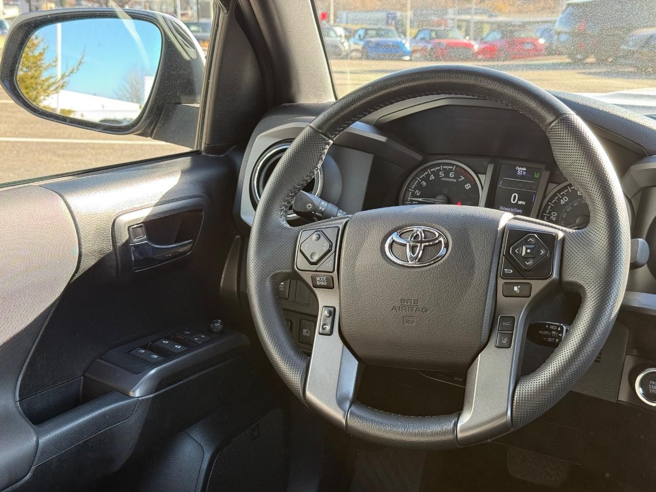 Toyota Tacoma 4WD Vehicle Image 14