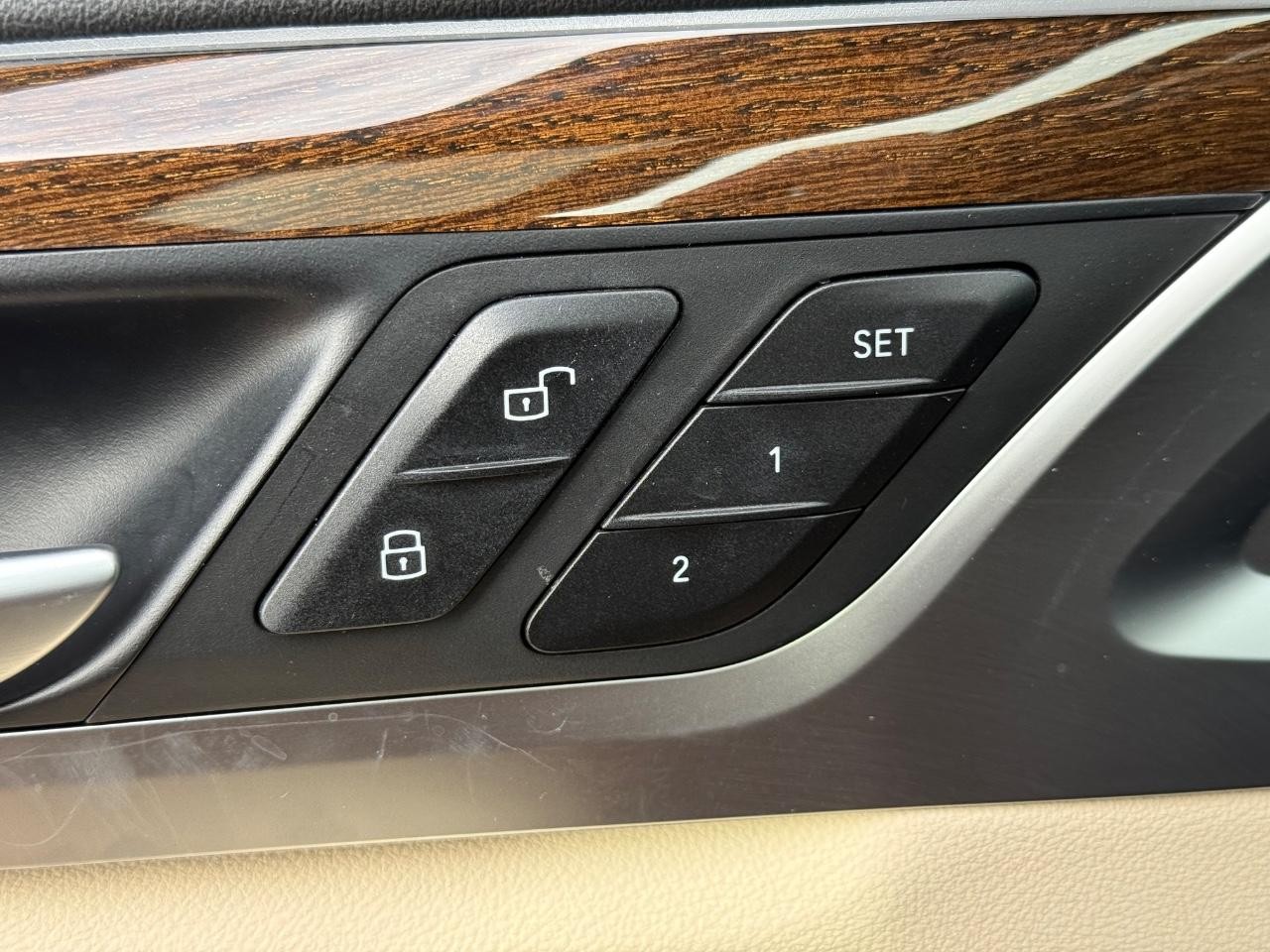 BMW X3 Vehicle Image 16