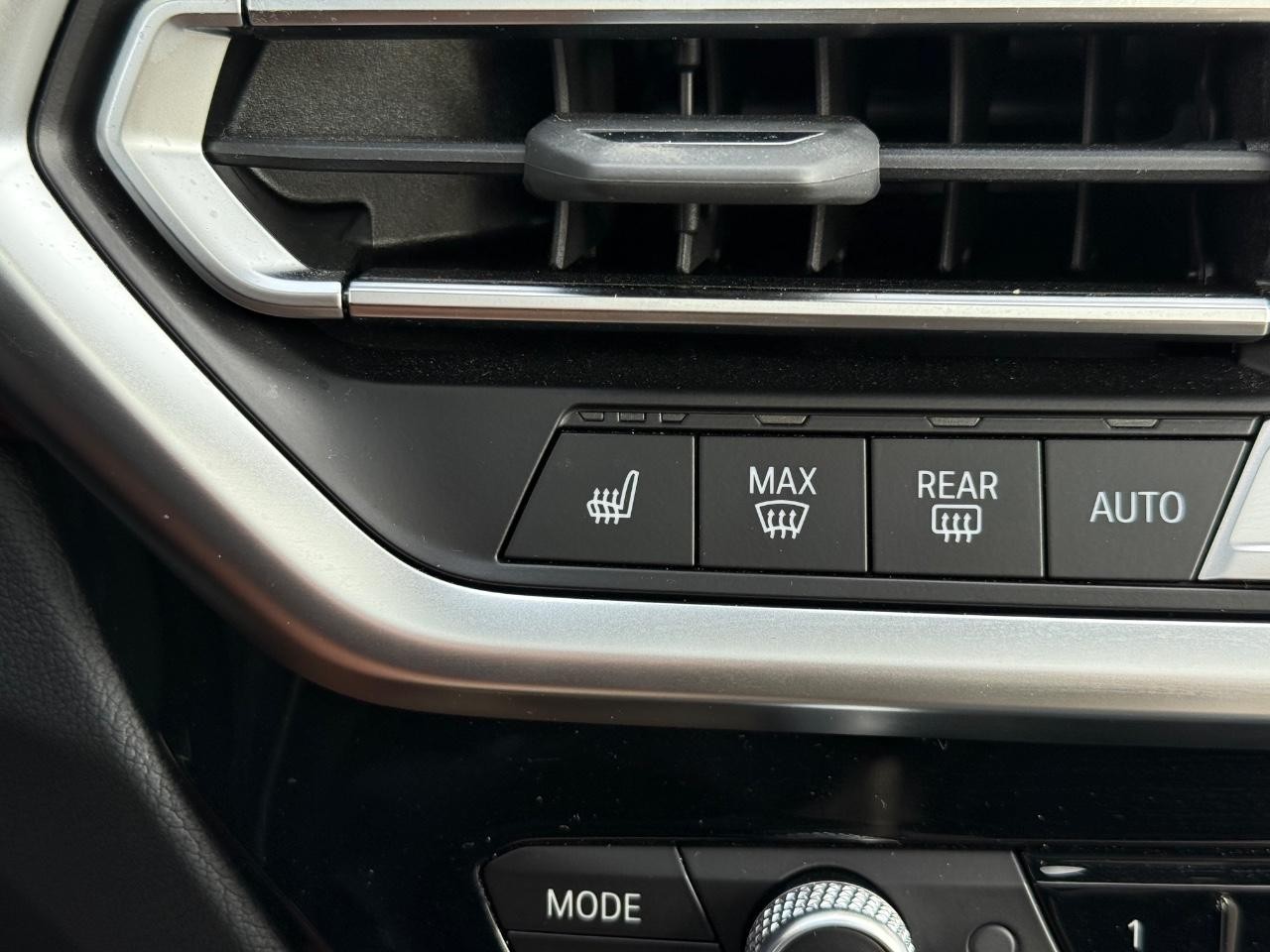 BMW X3 Vehicle Image 21