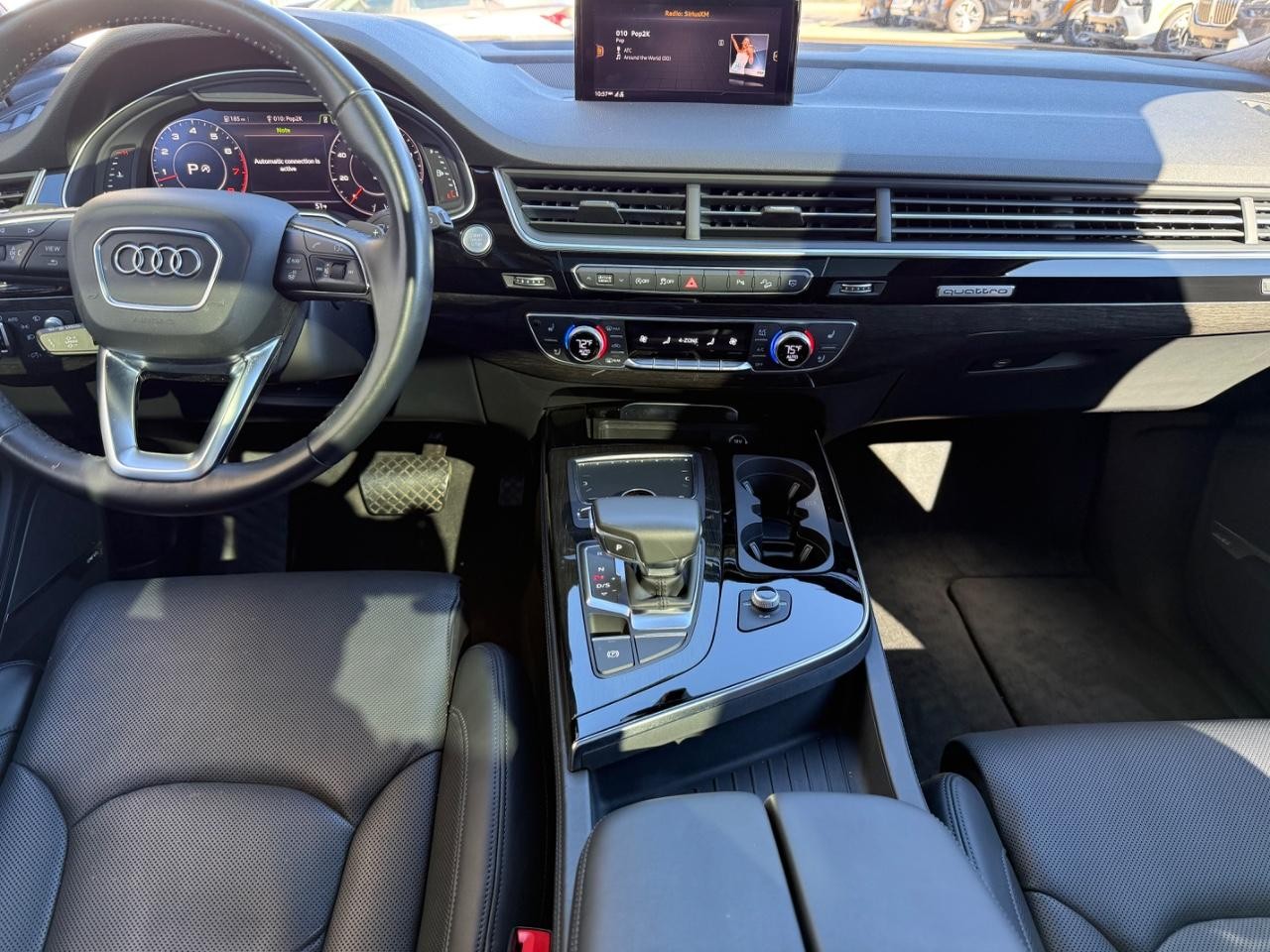 Audi Q7 Vehicle Image 11