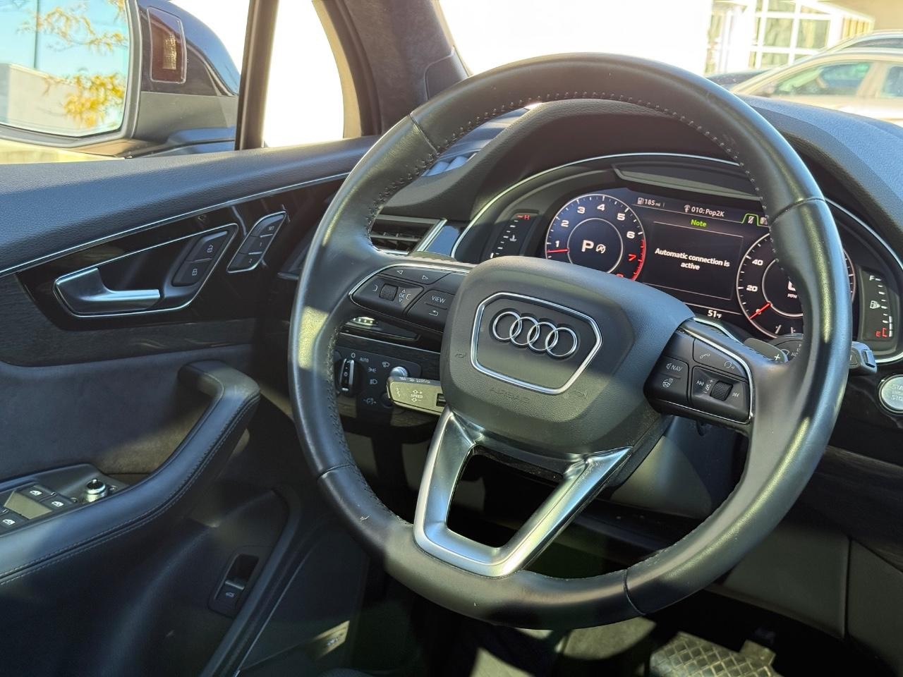 Audi Q7 Vehicle Image 14