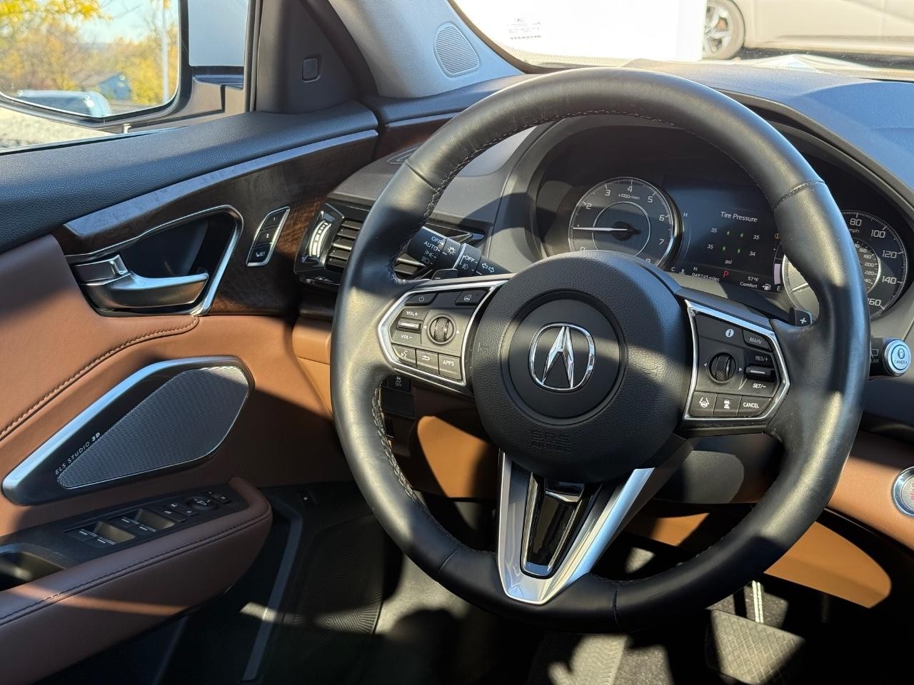 Acura RDX Vehicle Image 13