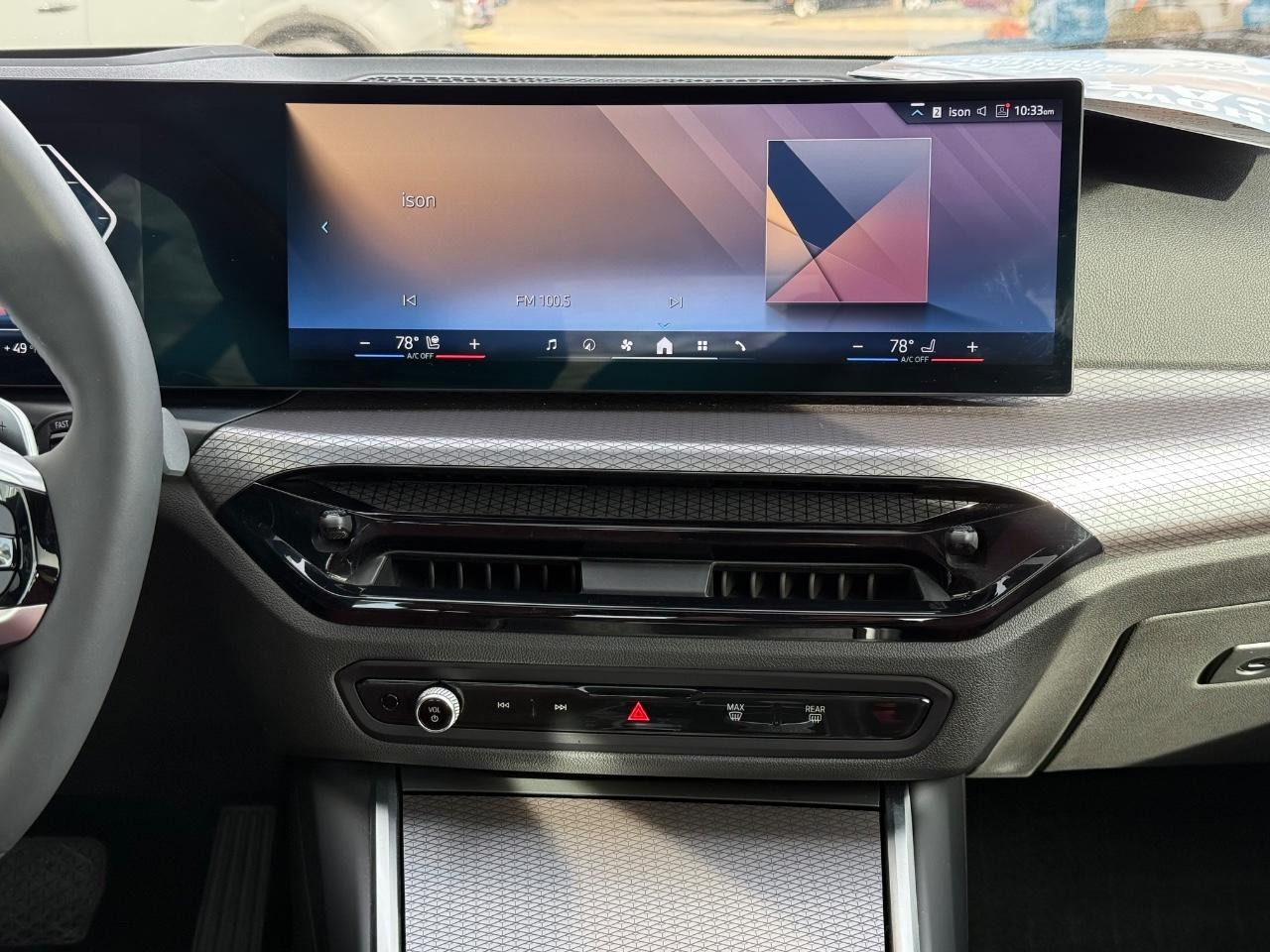 BMW 3 Series Vehicle Image 11