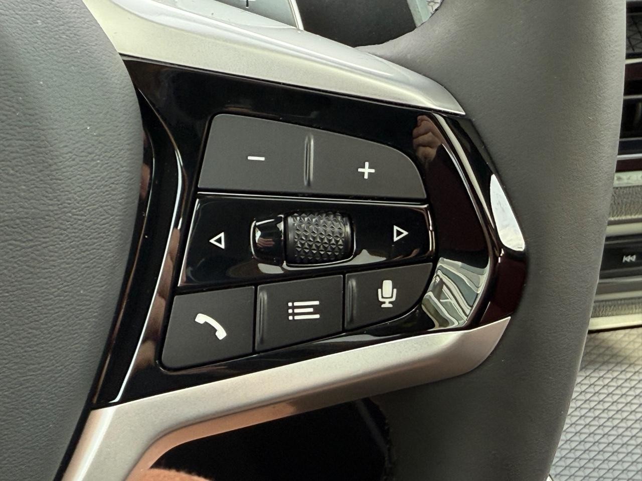 BMW 3 Series Vehicle Image 17