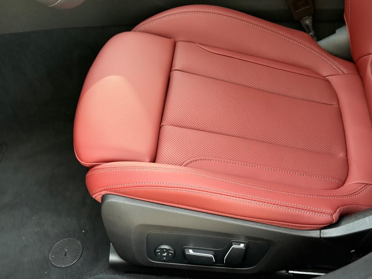 BMW 3 Series Vehicle Image 21