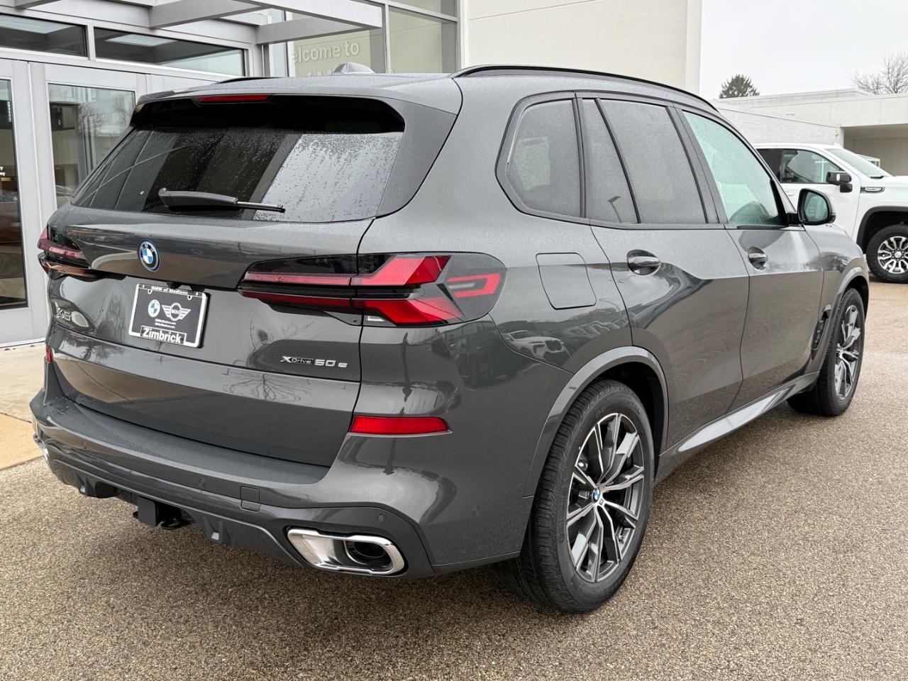 BMW X5 Vehicle Image 03