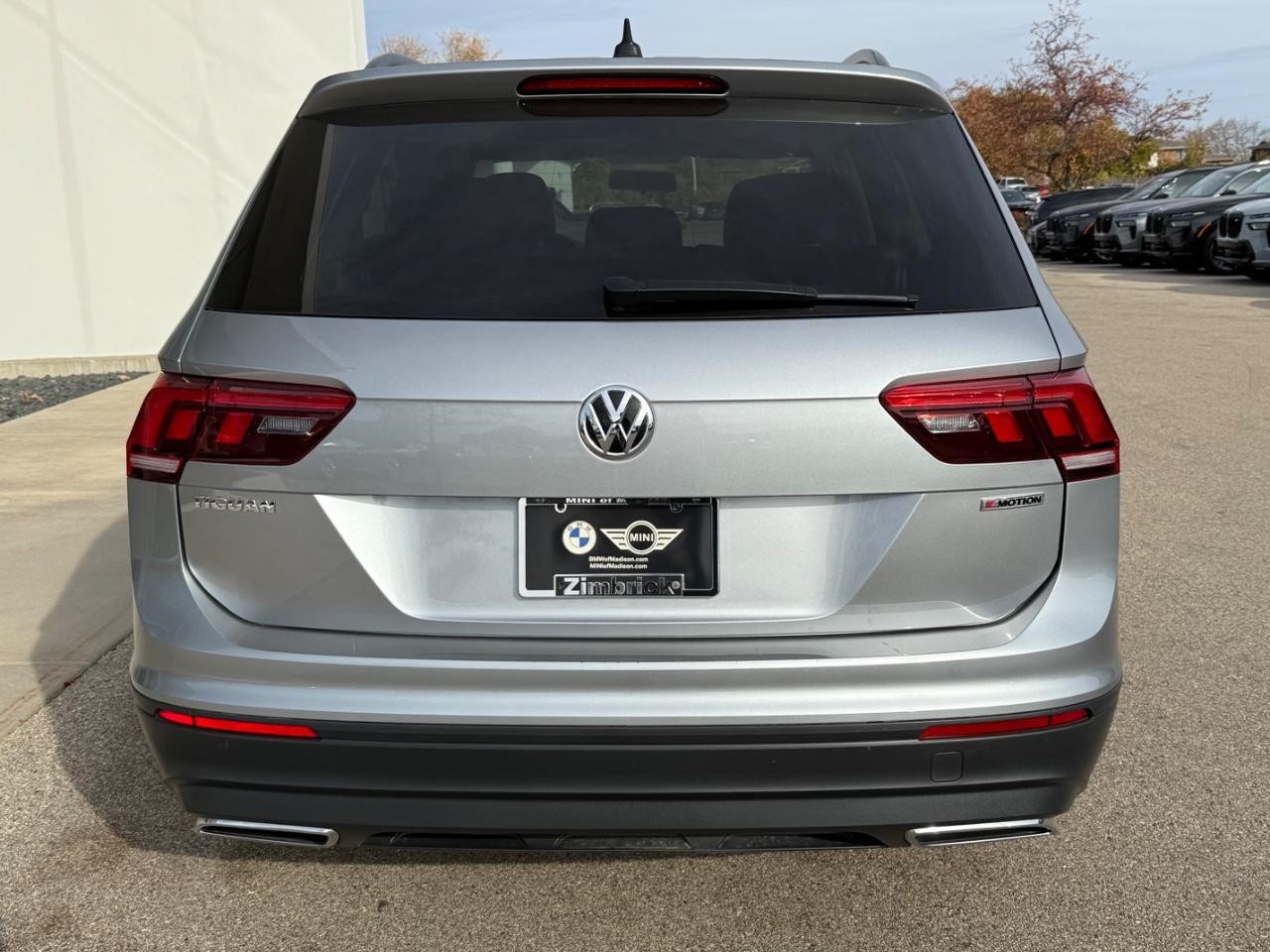 Volkswagen Tiguan Vehicle Image 04