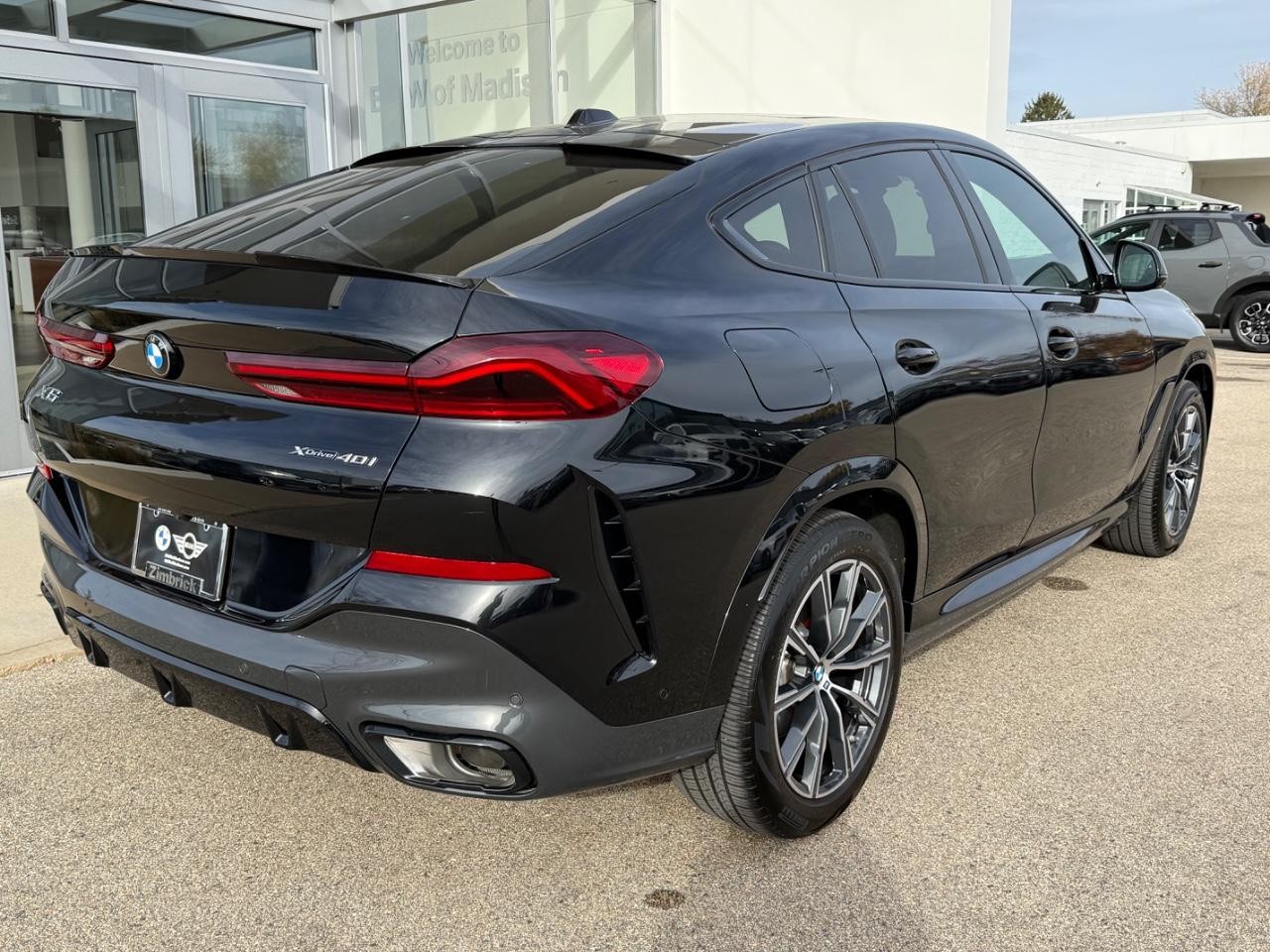 BMW X6 Vehicle Image 03