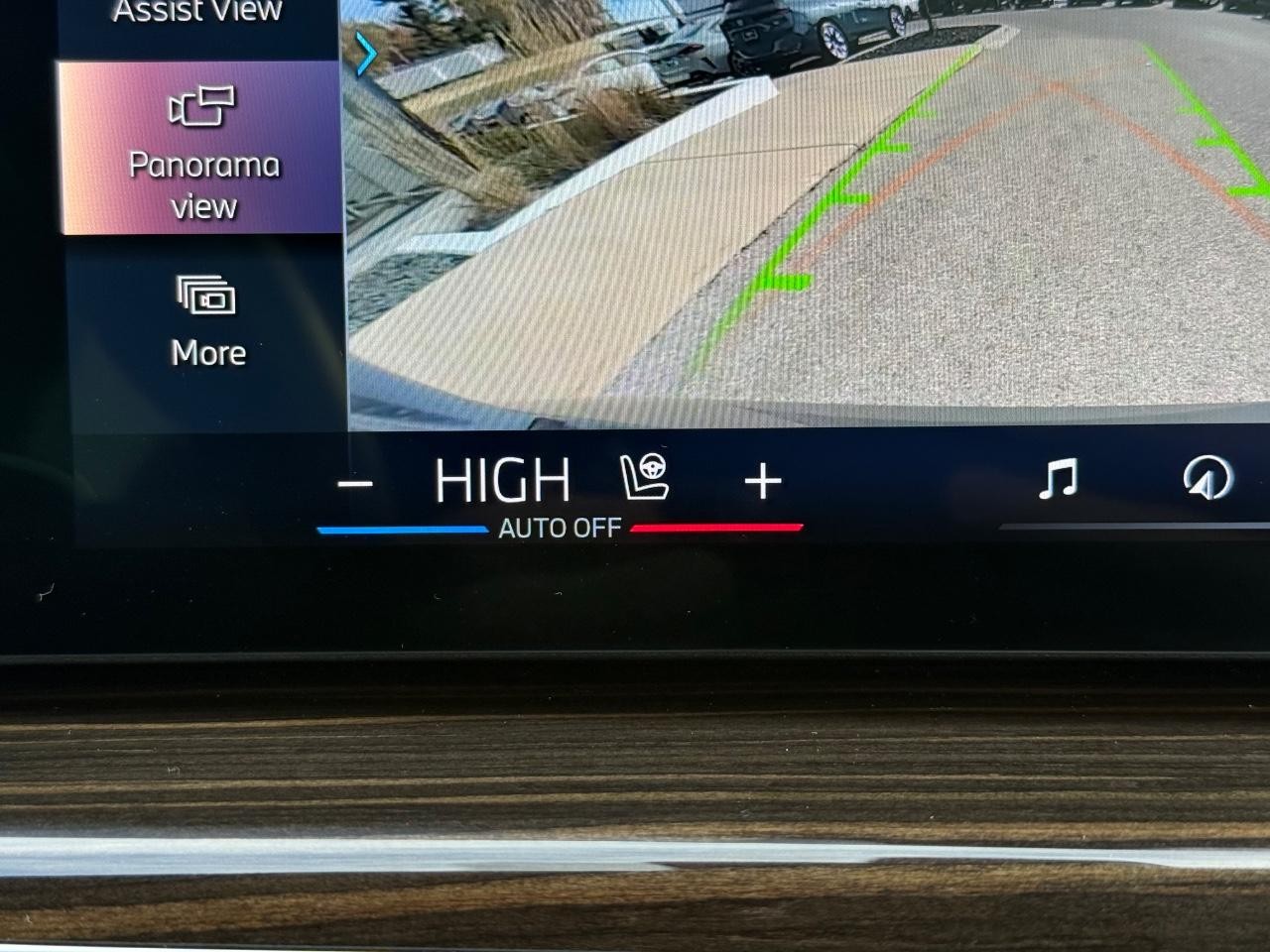 BMW X6 Vehicle Image 20