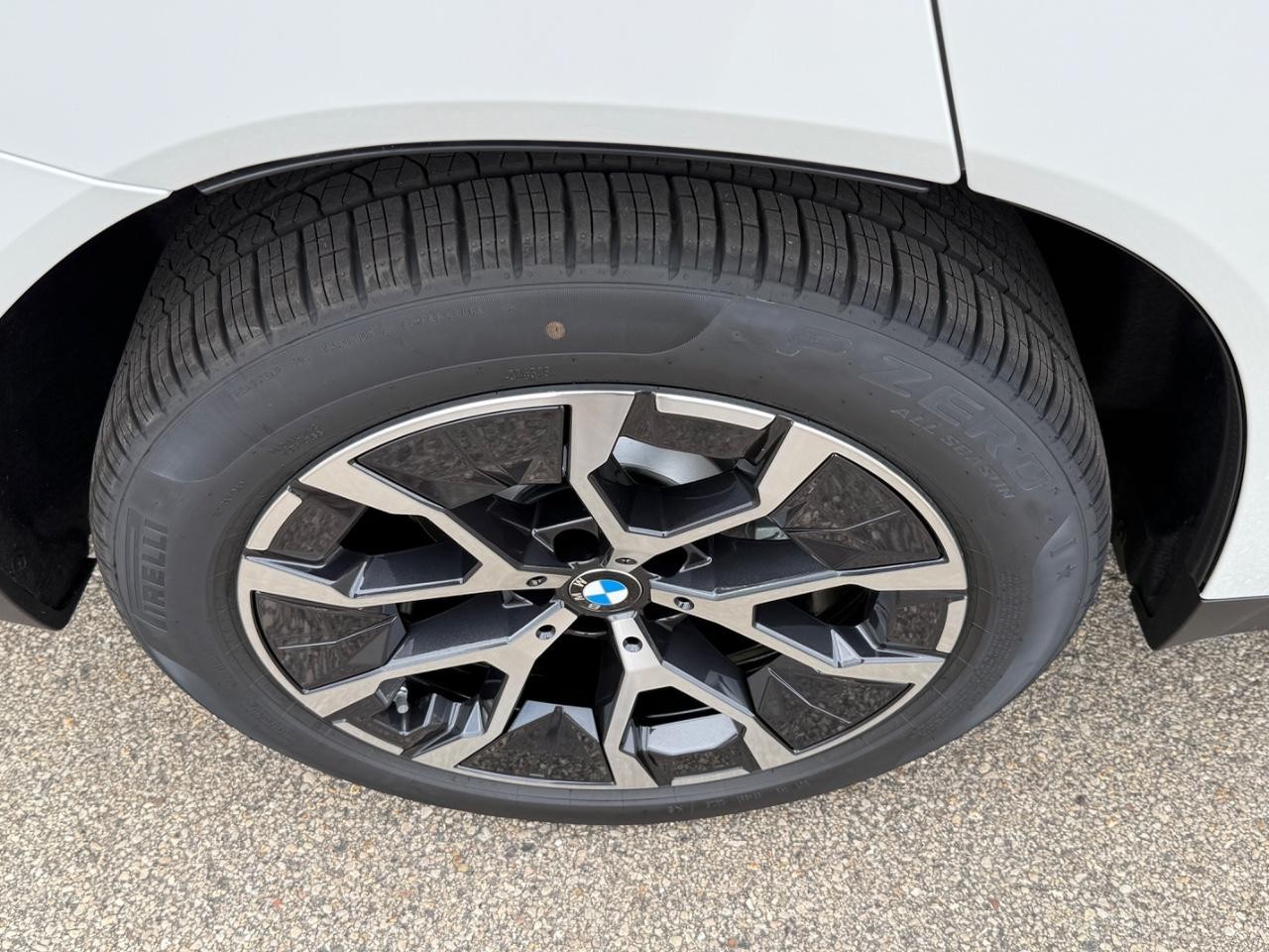 BMW X3 Vehicle Image 04