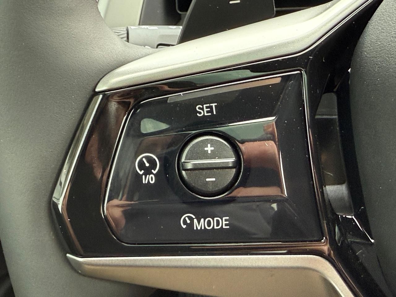 BMW X3 Vehicle Image 11