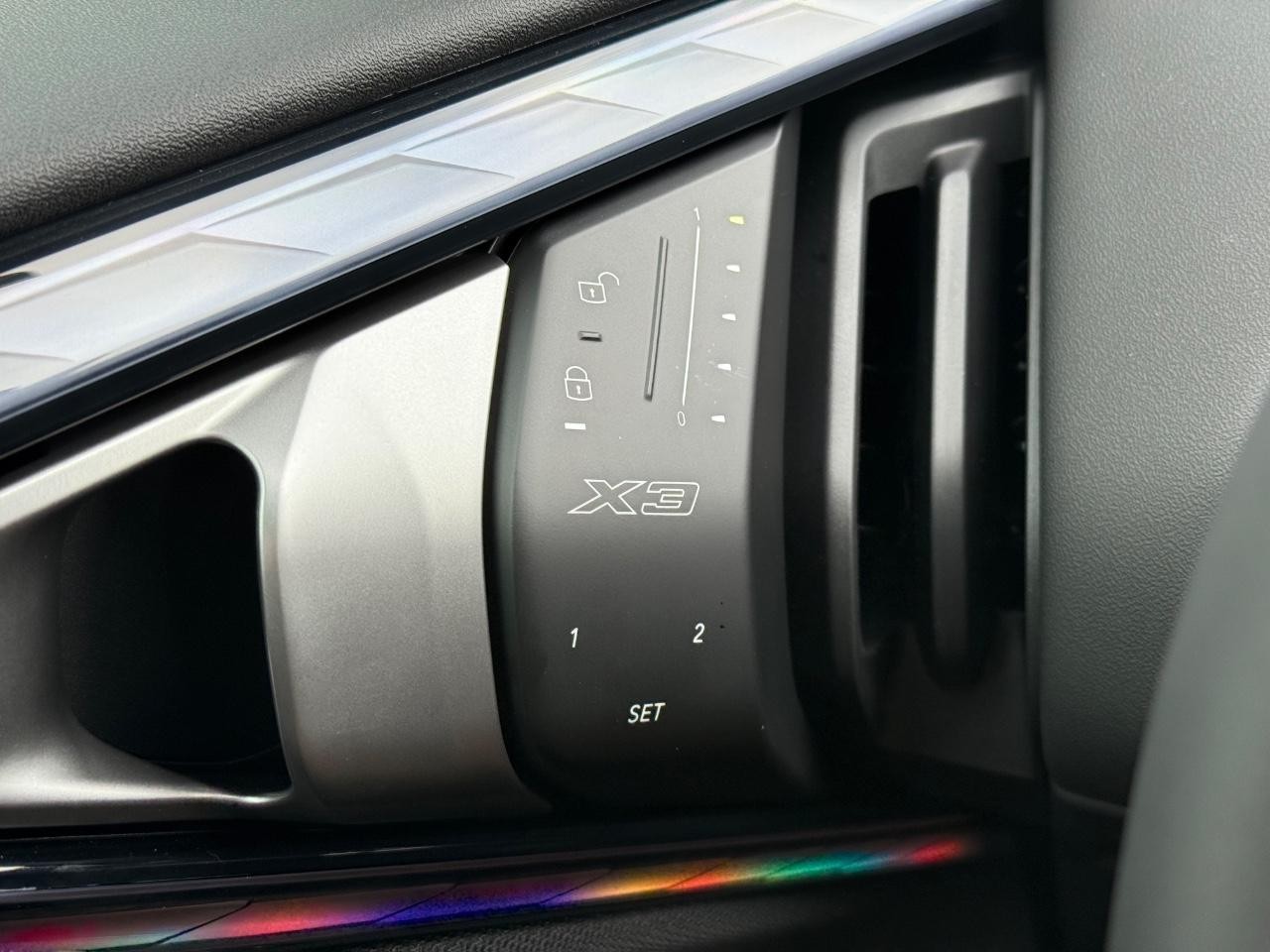 BMW X3 Vehicle Image 16