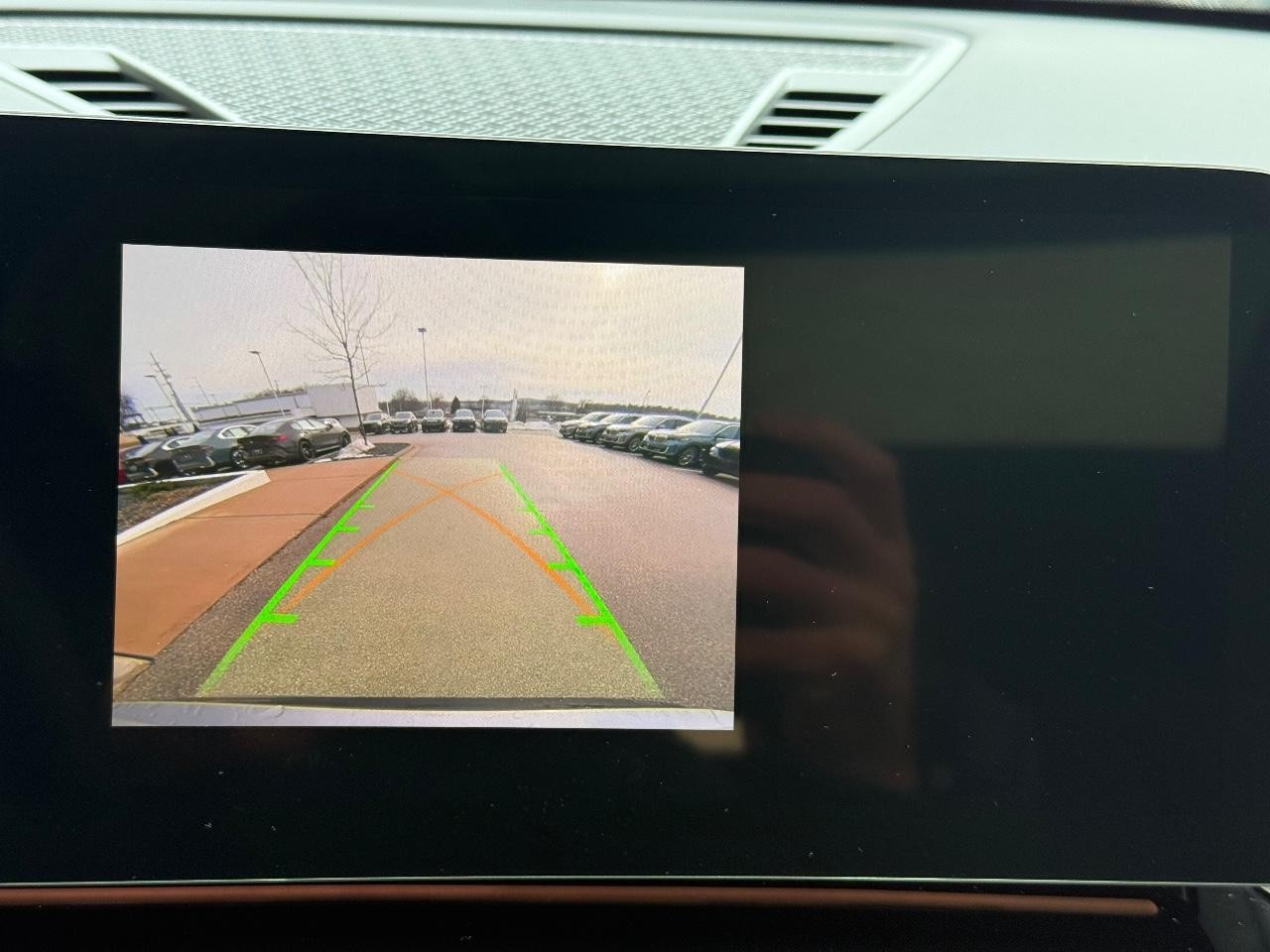 BMW X1 Vehicle Image 14