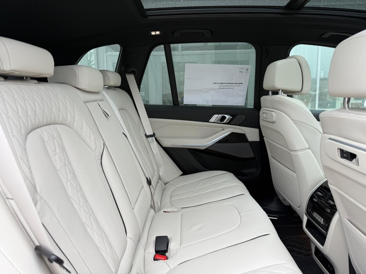 BMW X5 Vehicle Image 05