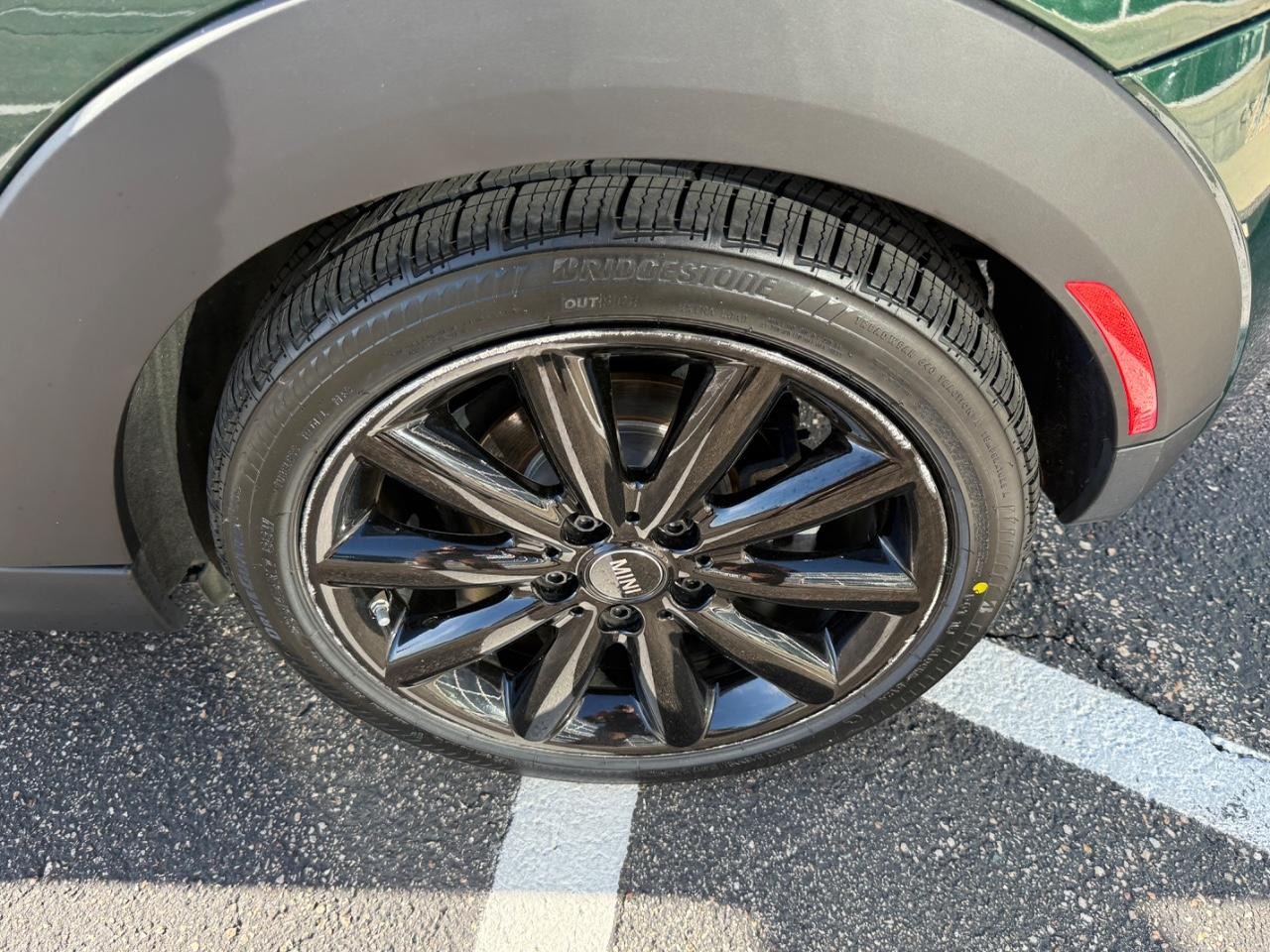 MINI Hardtop 2 Door Vehicle Image 06