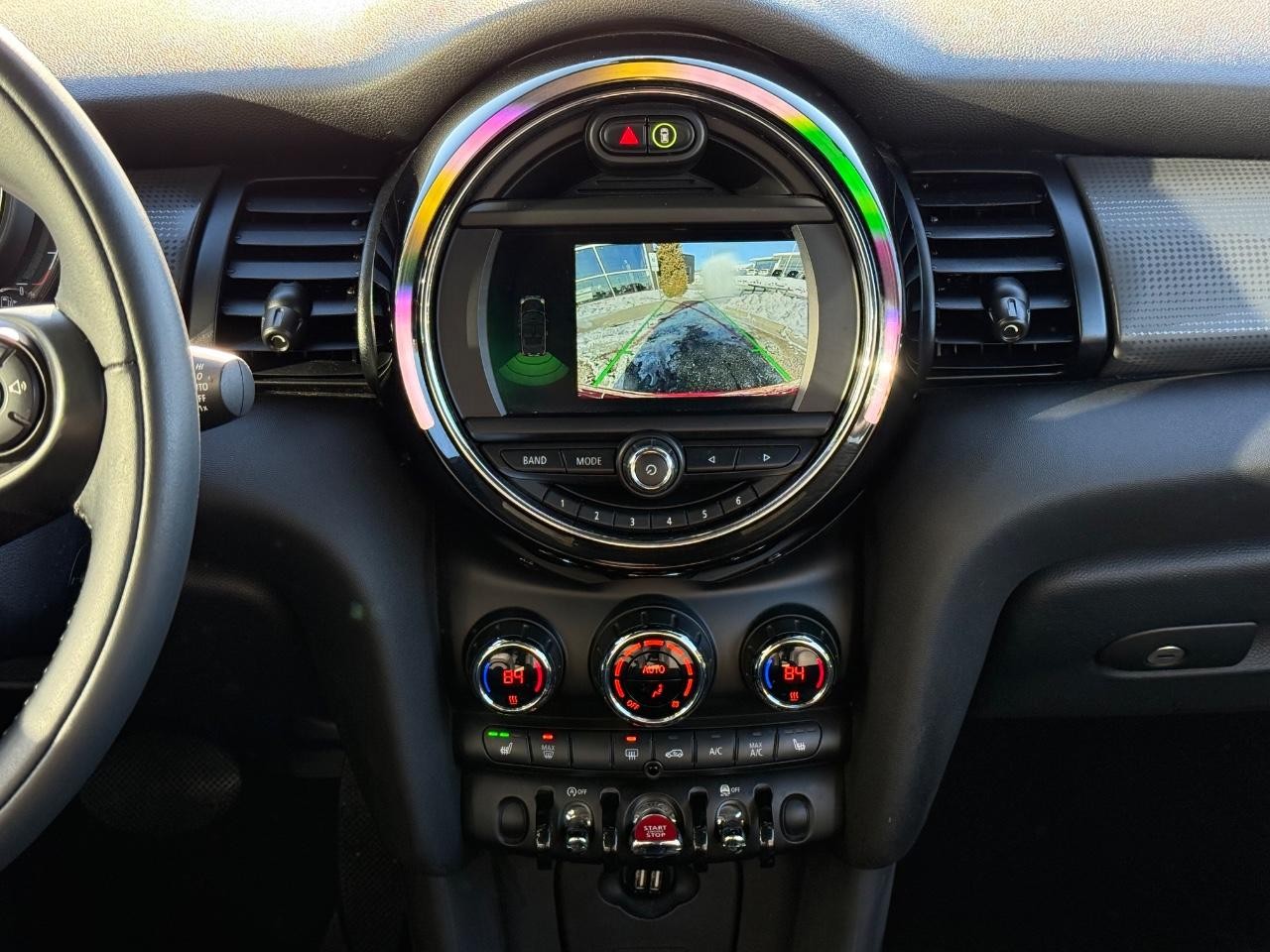 MINI Convertible Vehicle Image 12