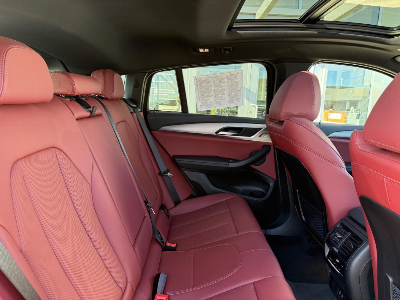 BMW X4 Vehicle Image 10