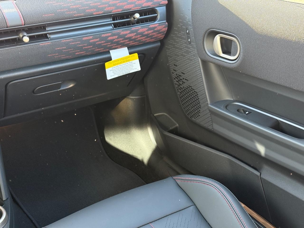 MINI Hardtop 2 Door Vehicle Image 09