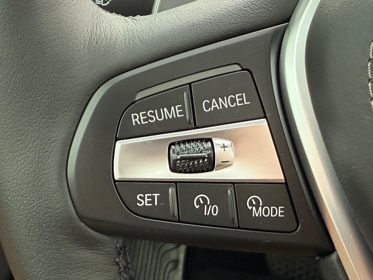 BMW X5 Vehicle Image 12