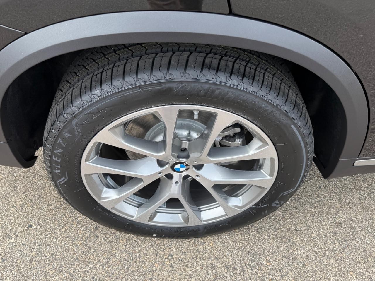 BMW X5 Vehicle Image 05