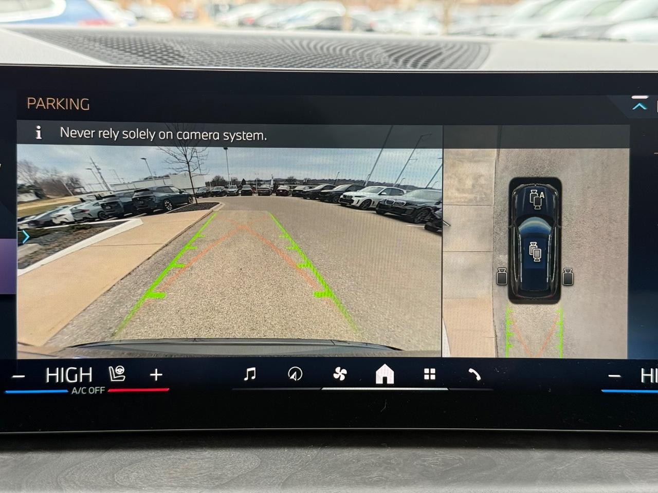 BMW X5 Vehicle Image 15