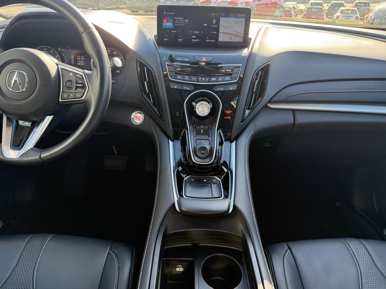 Acura RDX Vehicle Full-screen Gallery Image 10